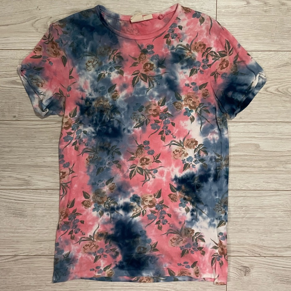 Urban Outfitters Unisex Floral Printed Tee